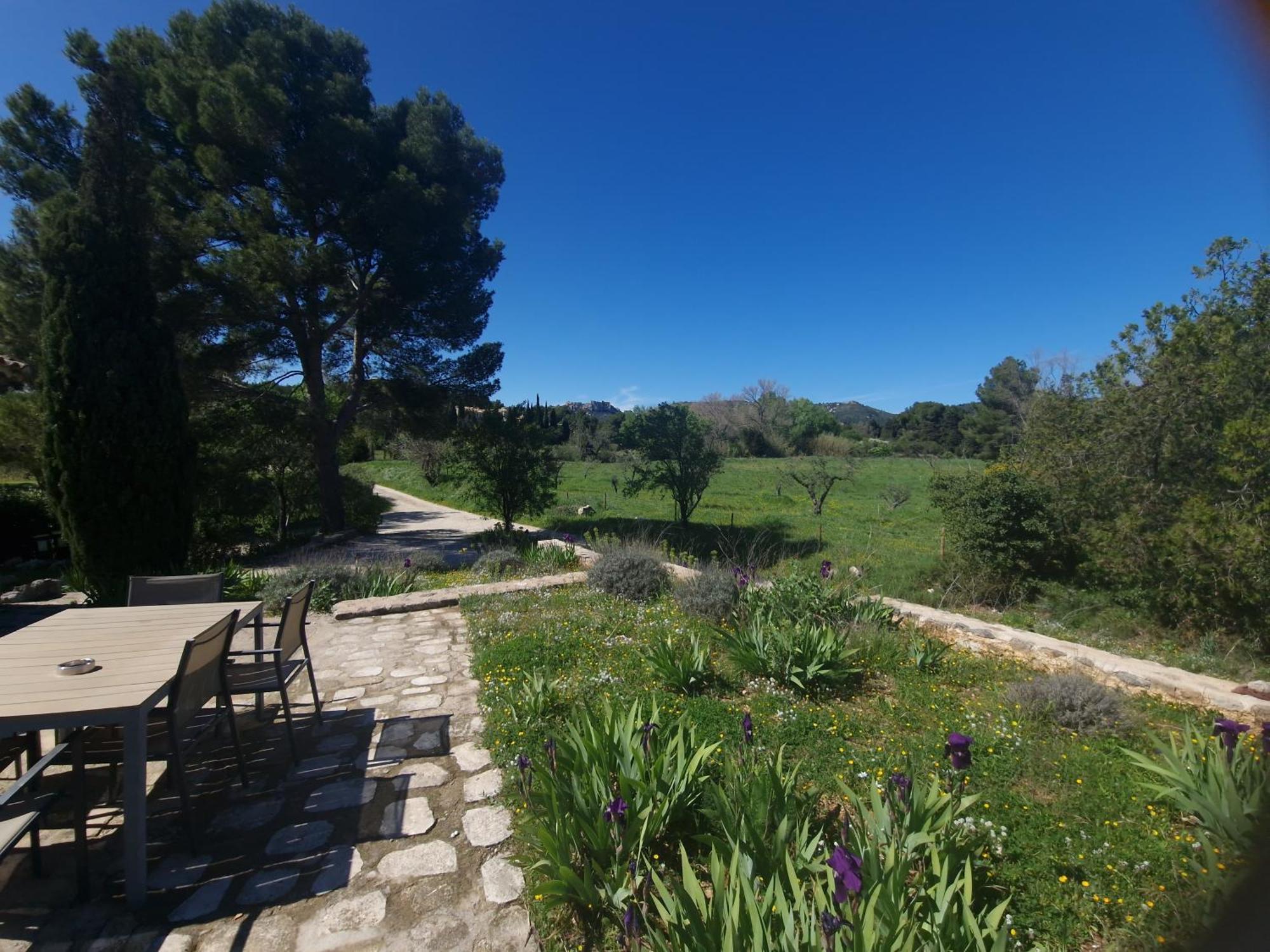 Aparthotel Domaine Du Mas Foucray Les Baux-de-Provence Exterior foto
